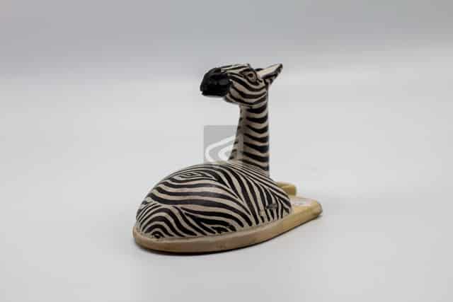 Wooden20zebra20lying20down202.jpg