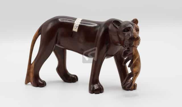 wooden lionese with cub